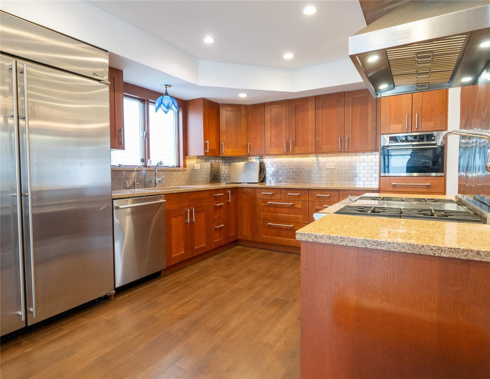 Single Family 90th  Queens, NY 11414, MLS-879111-7