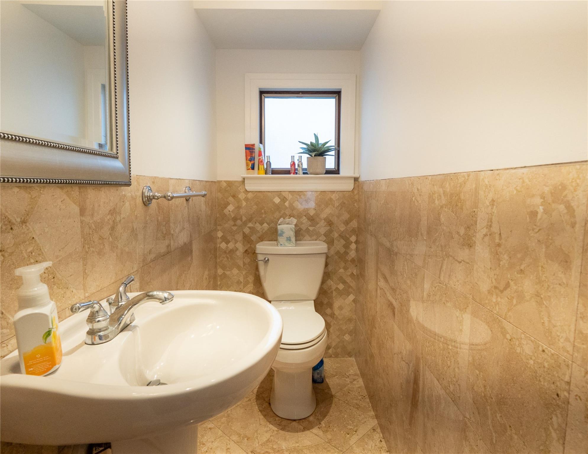 Single Family 90th  Queens, NY 11414, MLS-879111-9