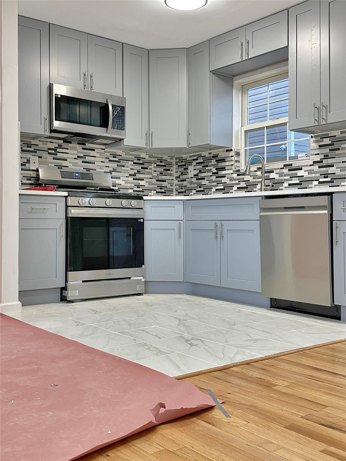 Single Family 157th  Queens, NY 11433, MLS-879122-6