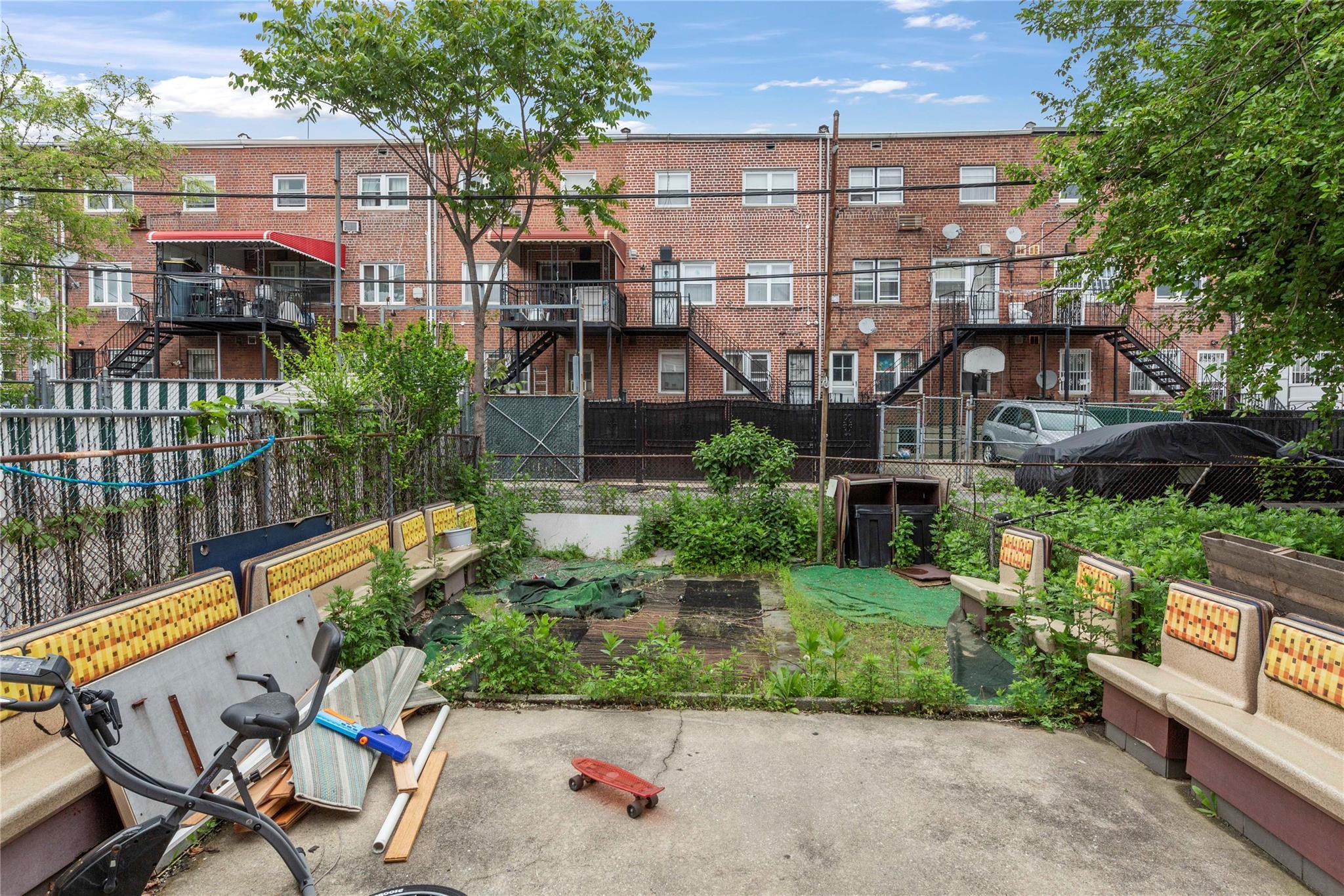 Single Family 102nd  Brooklyn, NY 11236, MLS-879144-22