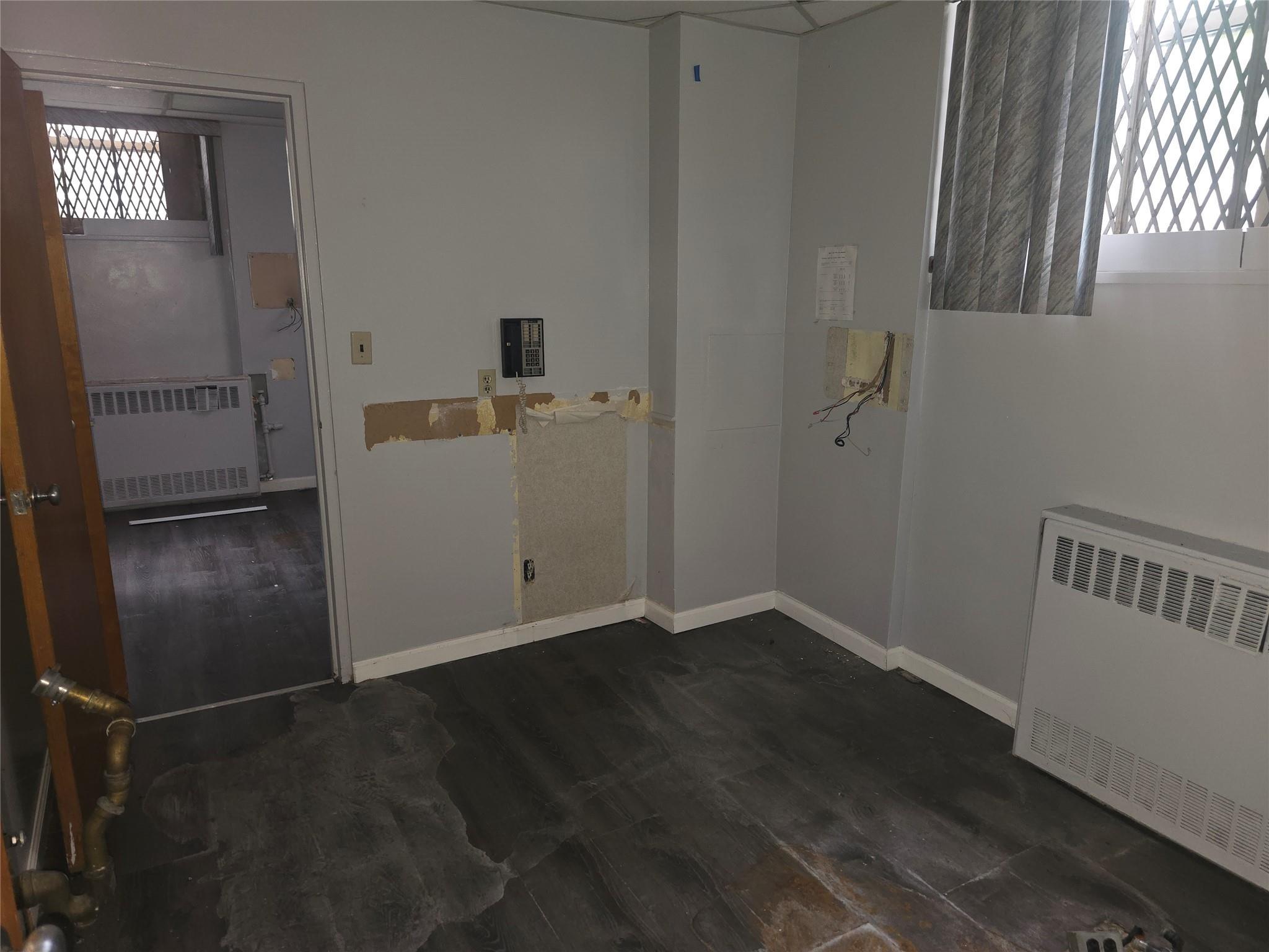 Commercial Lease Sedgwick  Bronx, NY 10463, MLS-879146-14