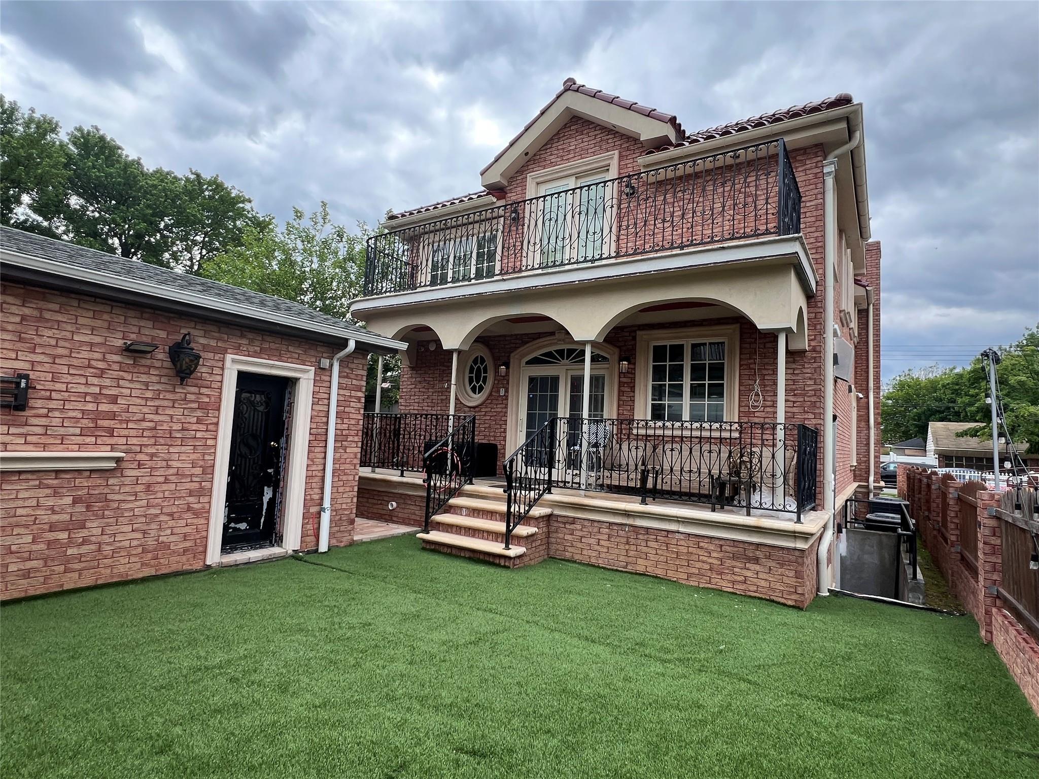 Single Family 124th  Queens, NY 11420, MLS-879179-15