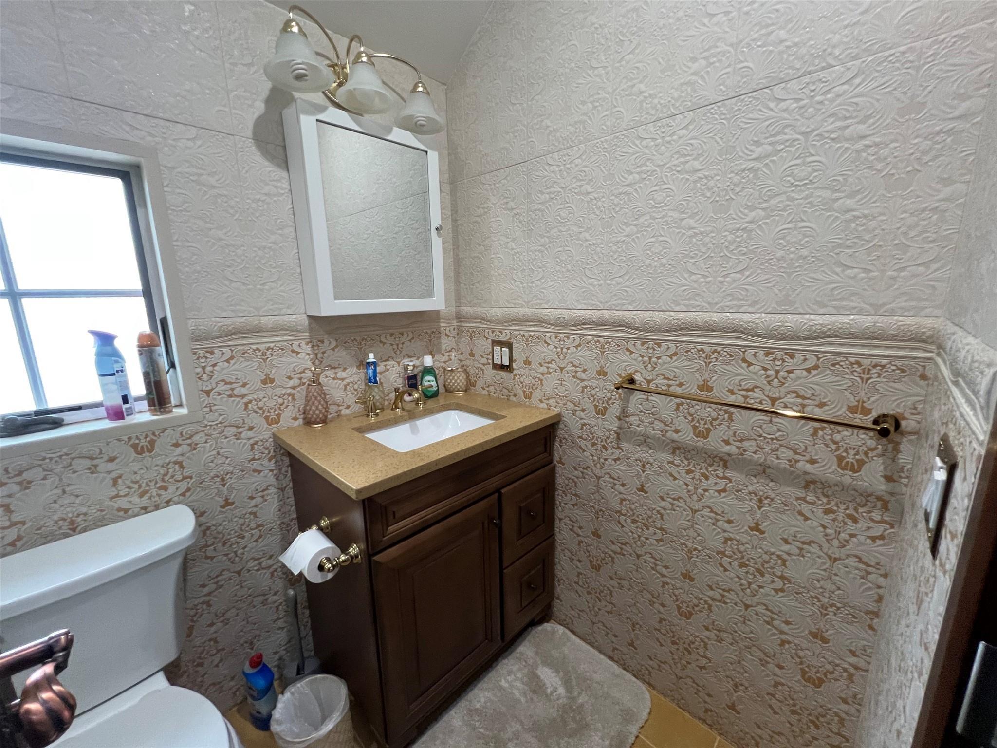 Single Family 124th Queens, NY 11420, MLS-879179-21