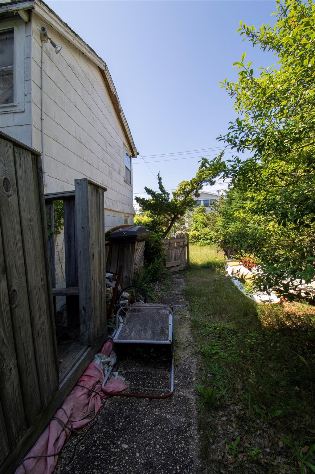 Single Family Ocean  Suffolk County, NY 11702, MLS-879181-10