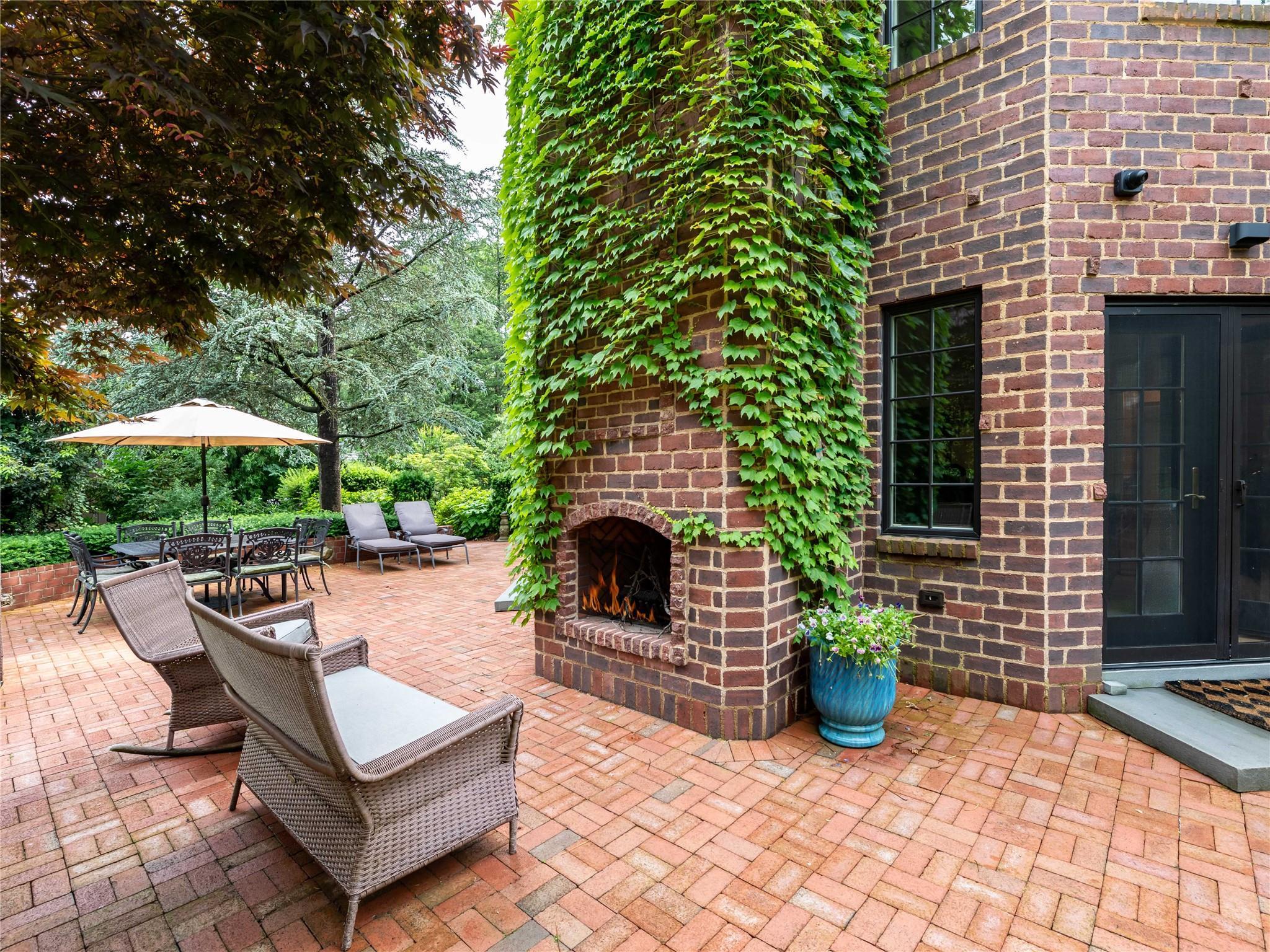 Single Family Manhasset Woods  Nassau County, NY 11030, MLS-879184-27
