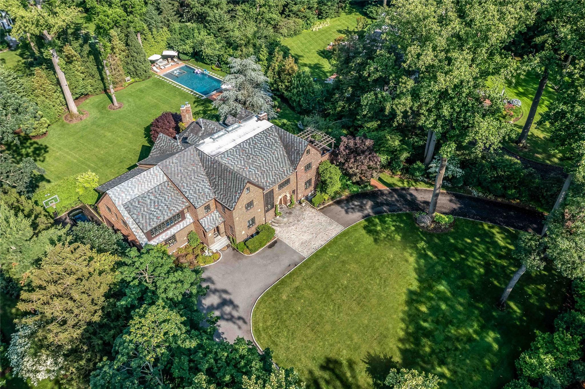 Single Family Manhasset Woods  Nassau County, NY 11030, MLS-879184-34