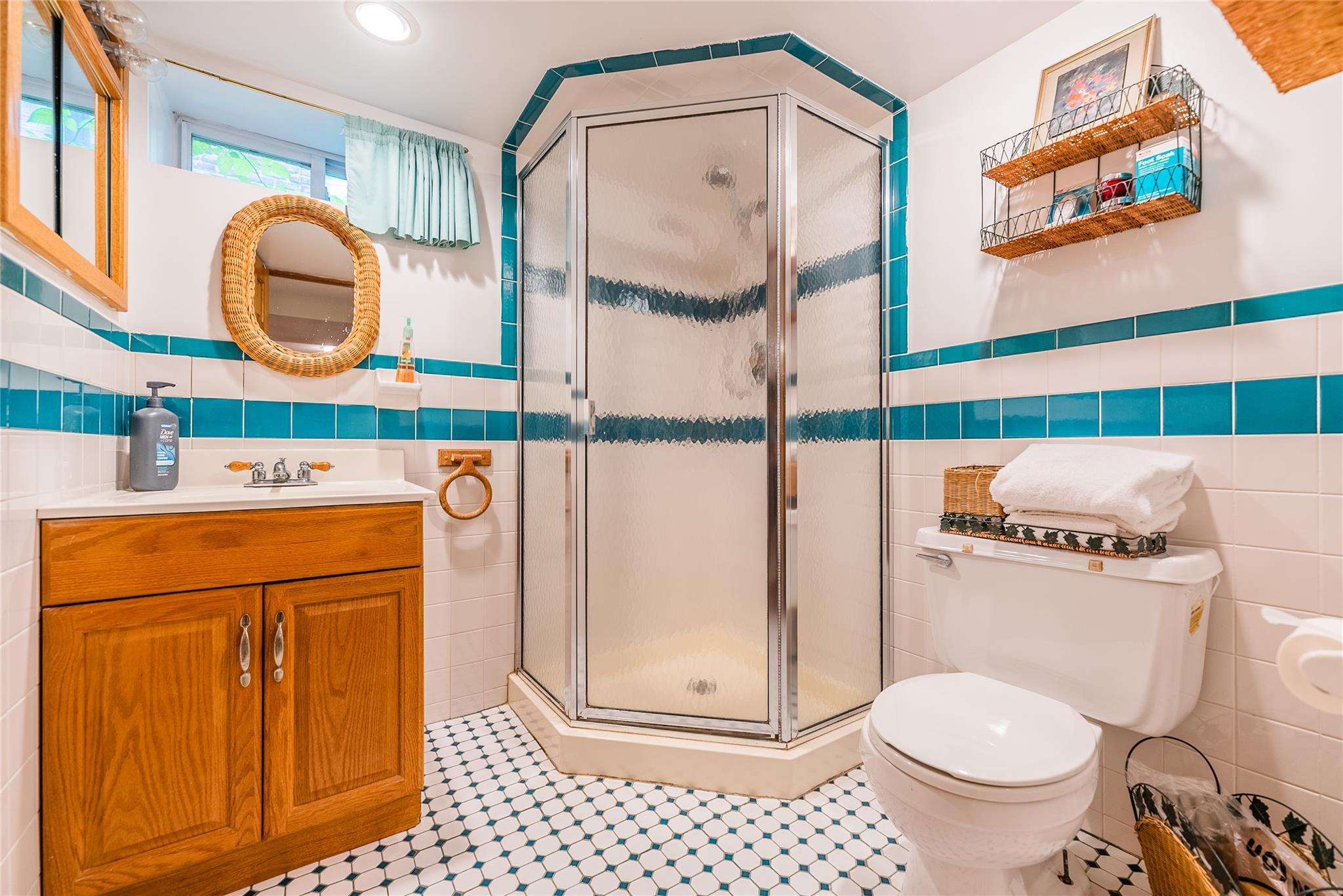 Single Family 213th  Queens, NY 11364, MLS-879187-21