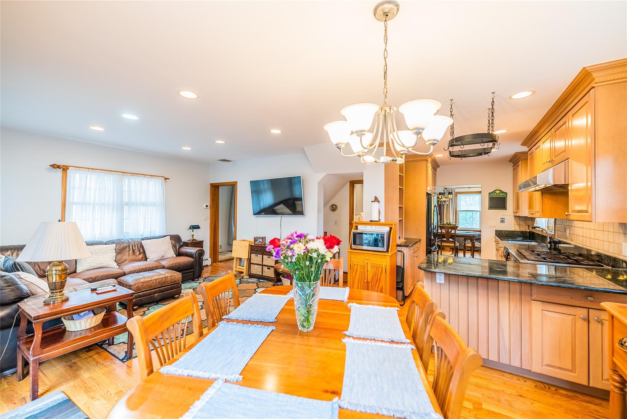 Single Family 213th  Queens, NY 11364, MLS-879187-9