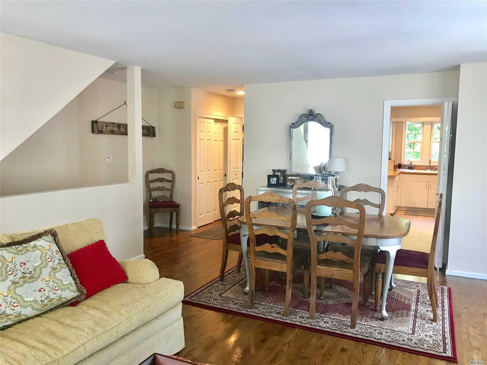 Single Family Marjorie  Nassau County, NY 11030, MLS-879194-10