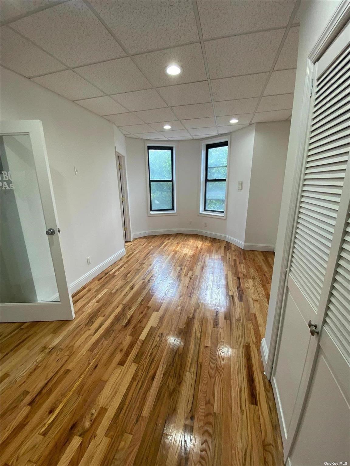 Commercial Lease 82nd  Queens, NY 11373, MLS-879197-3