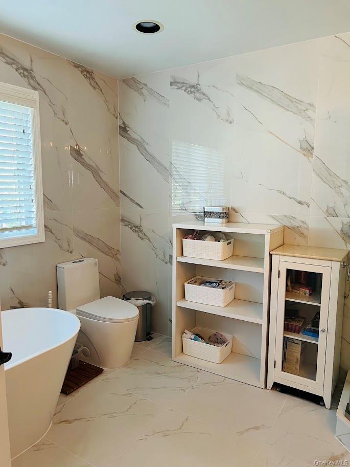 Single Family Sherwood Nassau County, NY 11577, MLS-879200-13