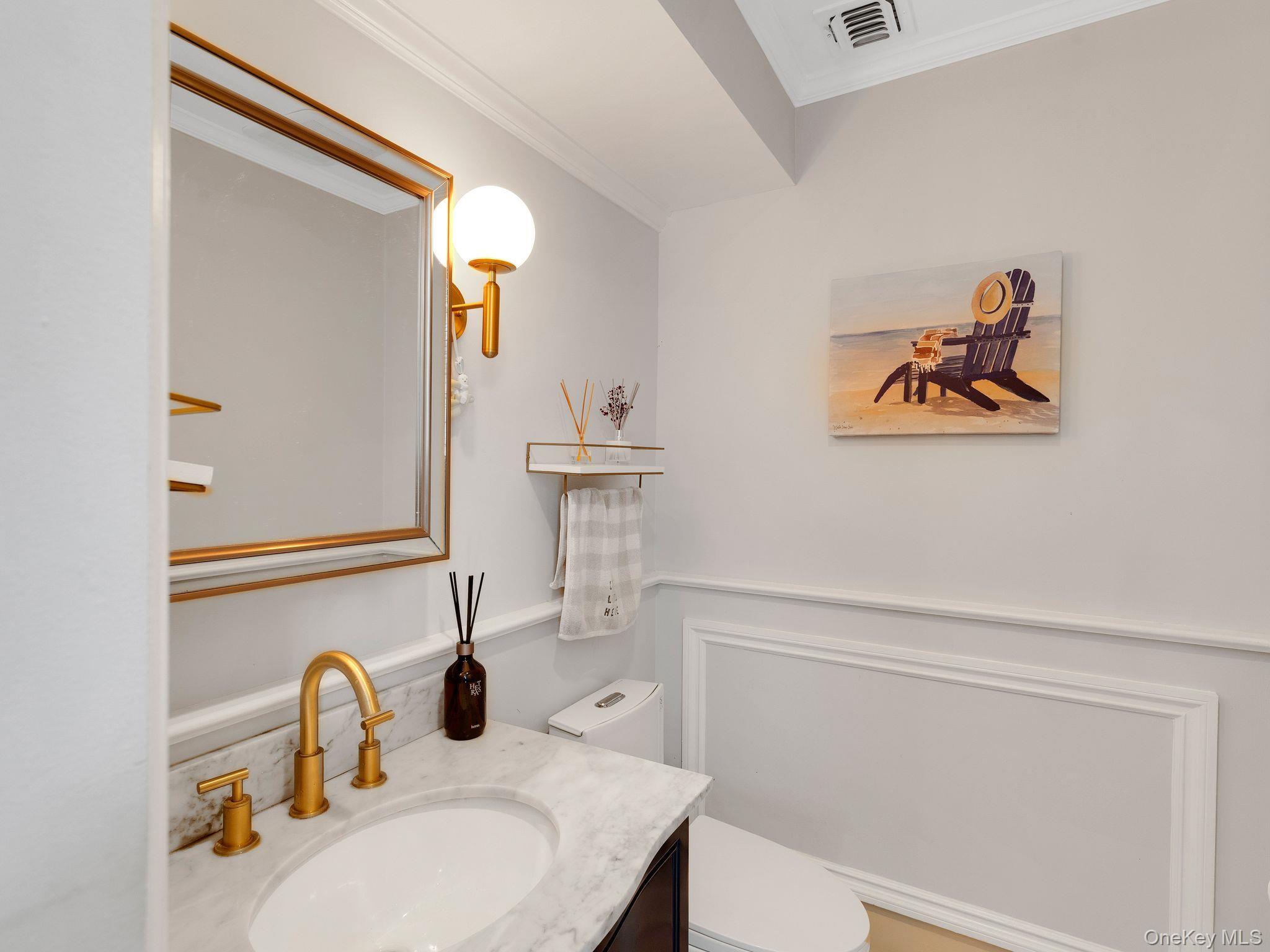 Single Family Sherwood Nassau County, NY 11577, MLS-879200-3