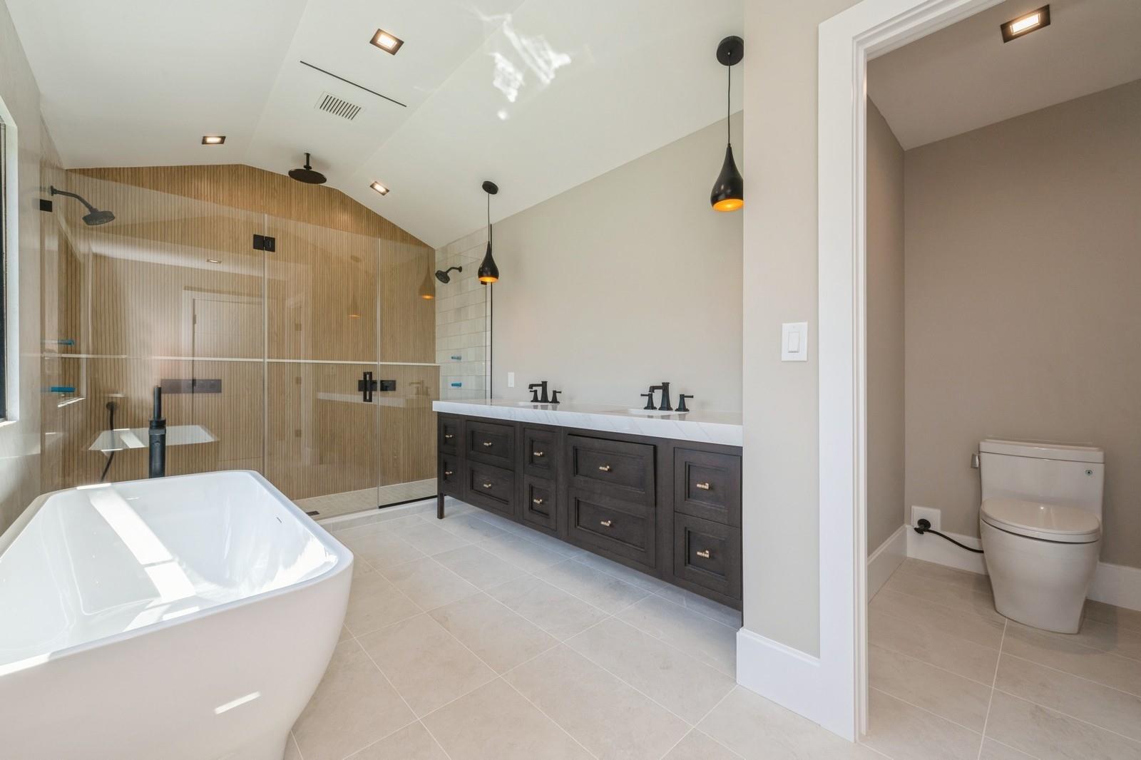 Single Family Cold Spring  Nassau County, NY 11791, MLS-879222-28