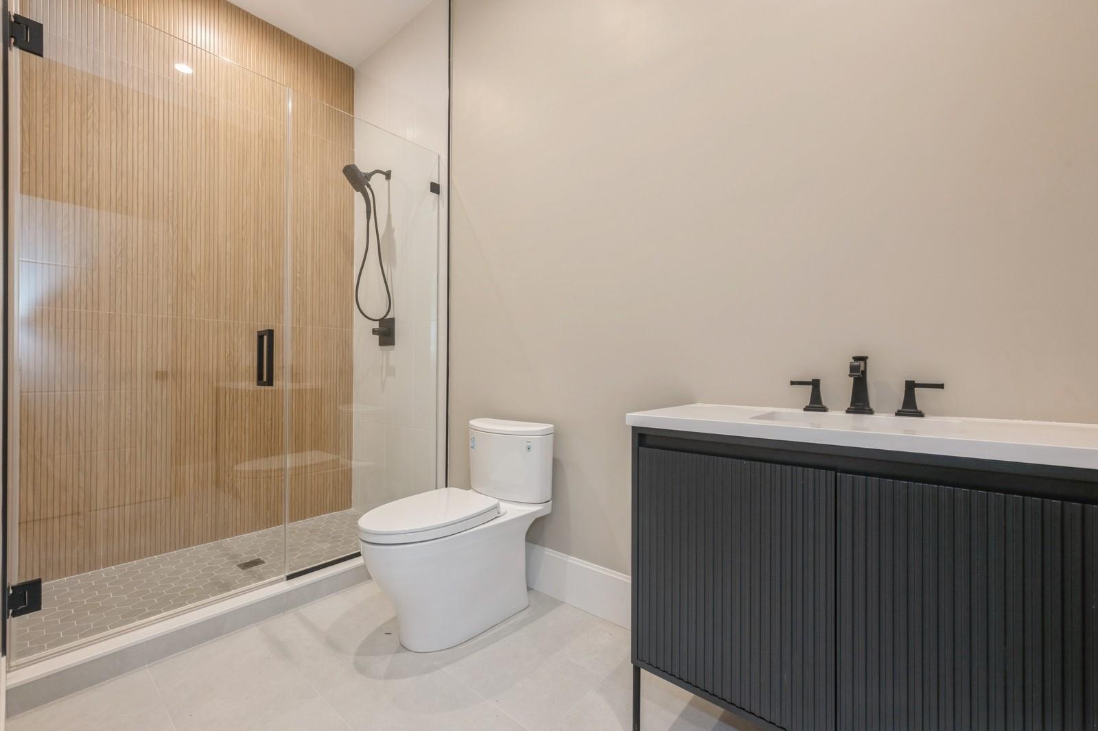 Single Family Cold Spring  Nassau County, NY 11791, MLS-879222-32