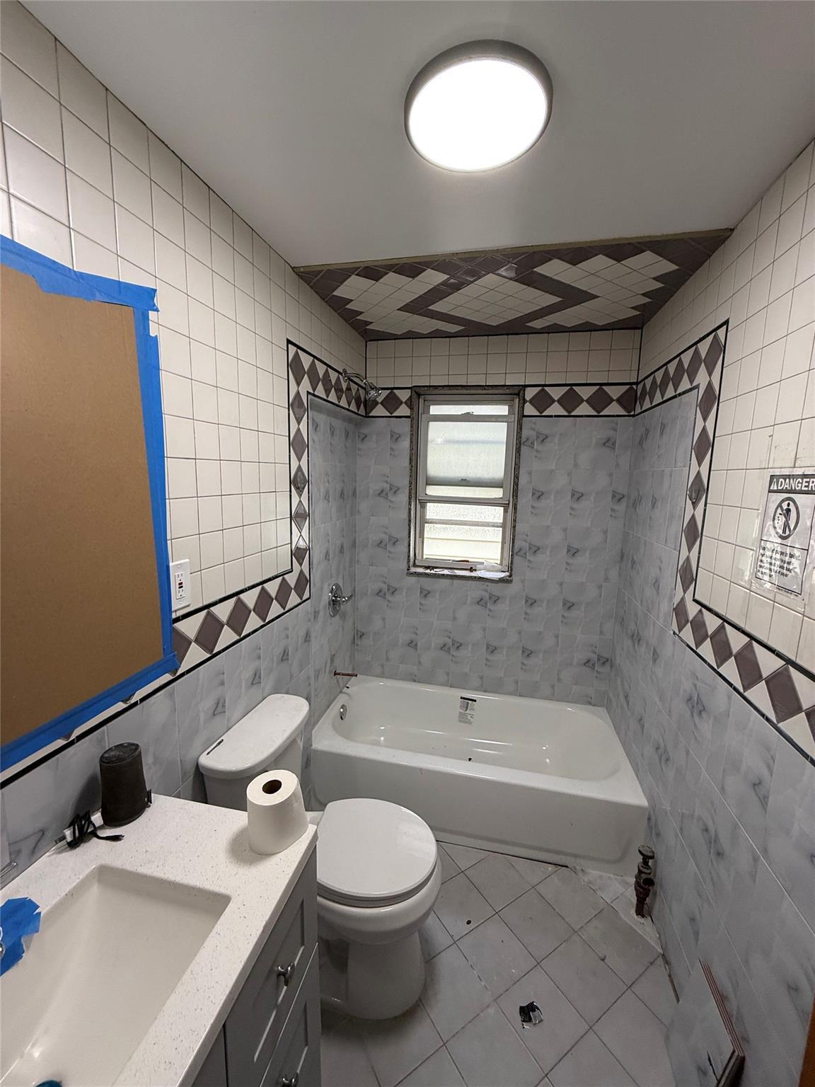 Single Family 84th  Queens, NY 11417, MLS-879223-8