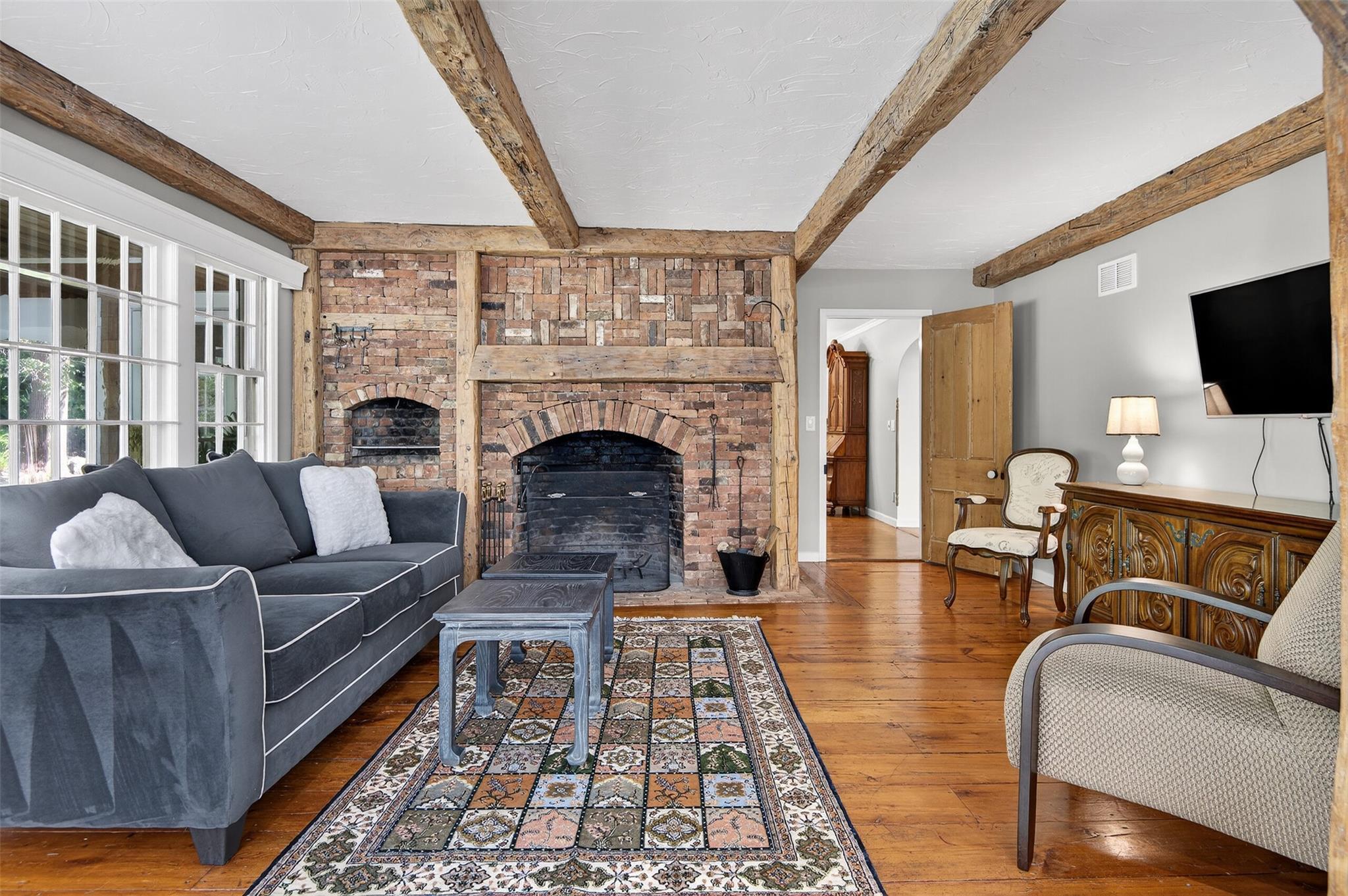 Single Family Split Rock  Nassau County, NY 11791, MLS-879229-17