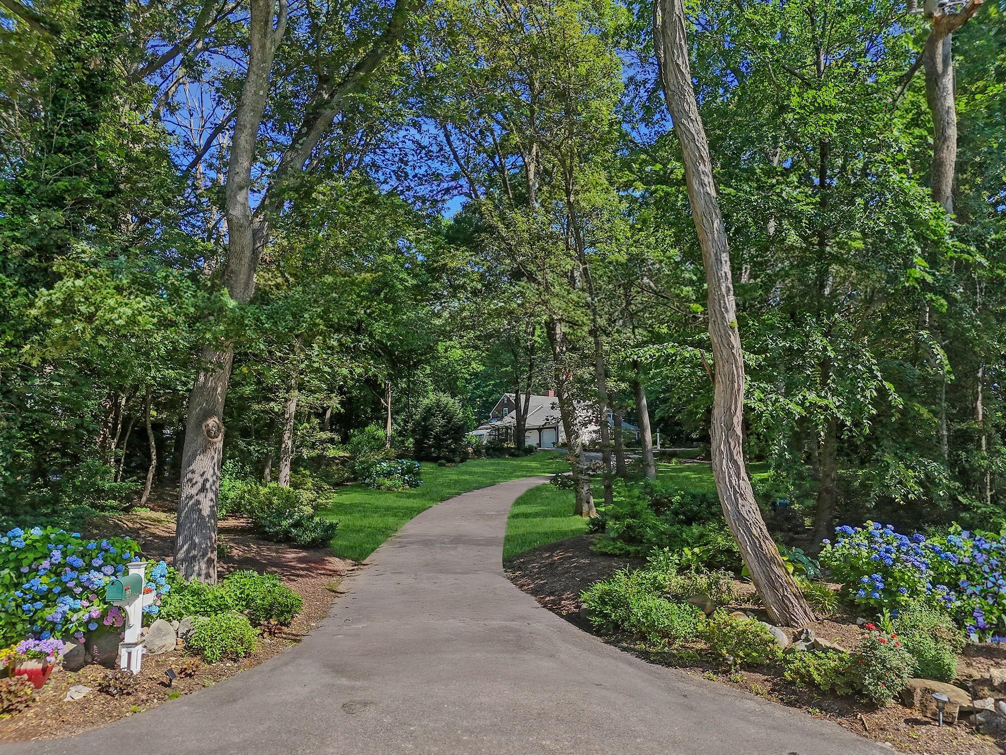 Single Family Split Rock  Nassau County, NY 11791, MLS-879229-2