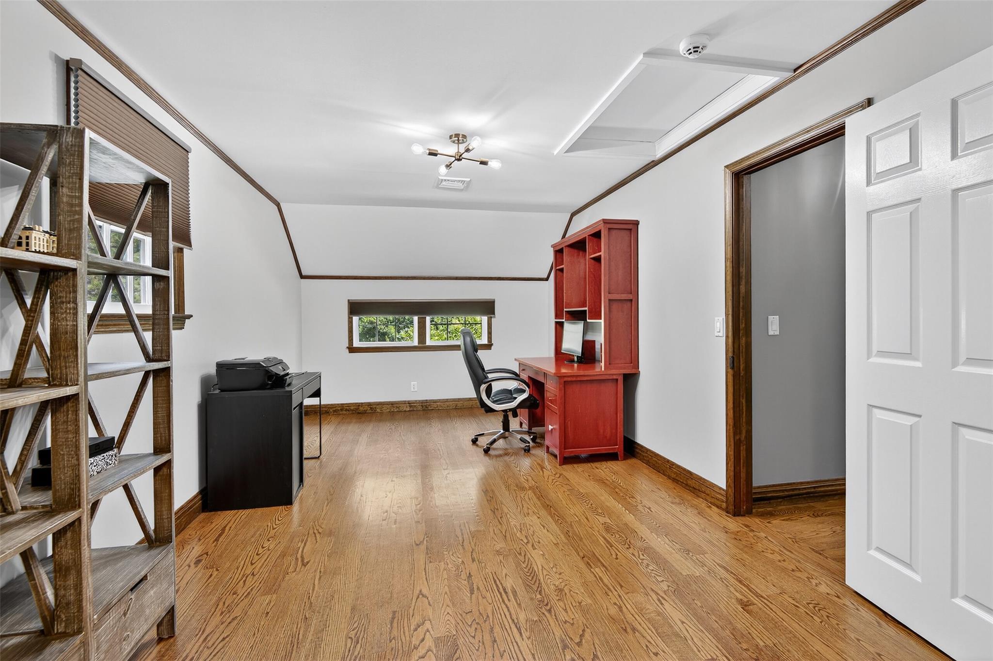 Single Family Split Rock  Nassau County, NY 11791, MLS-879229-33
