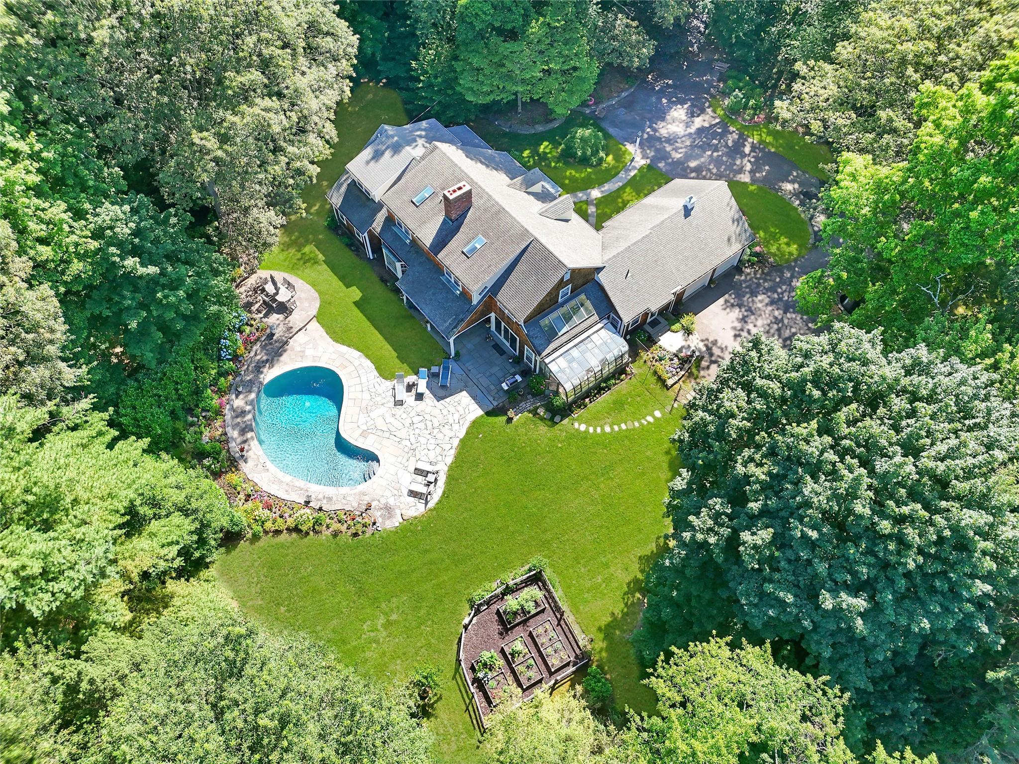 Single Family Split Rock  Nassau County, NY 11791, MLS-879229-4