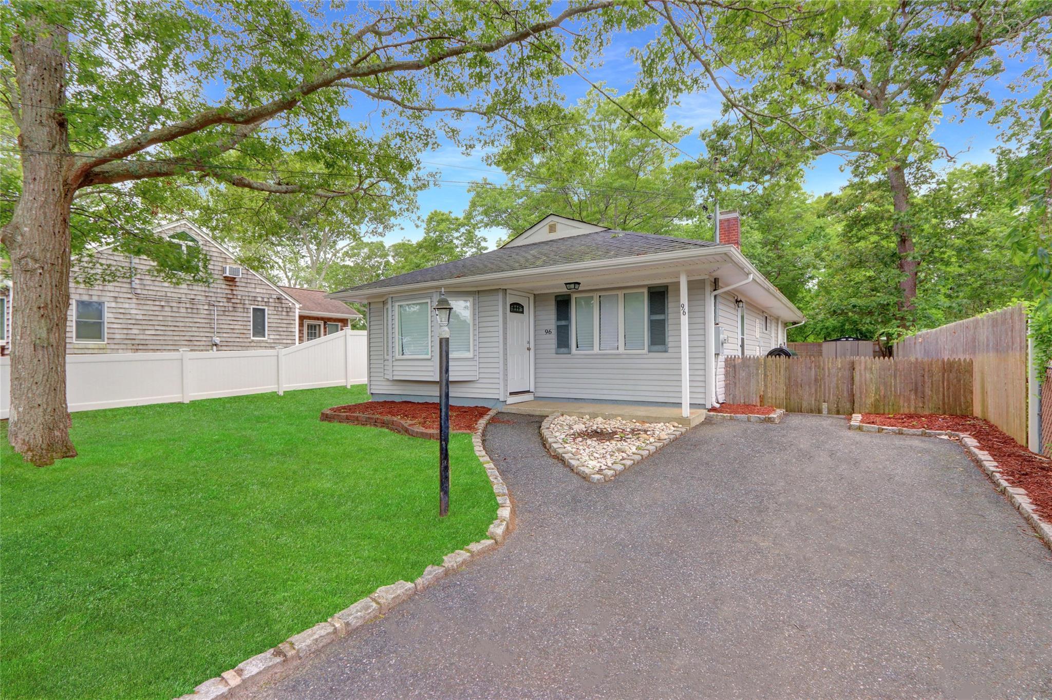 Single Family Biltmore  Suffolk County, NY 11951, MLS-879231-2