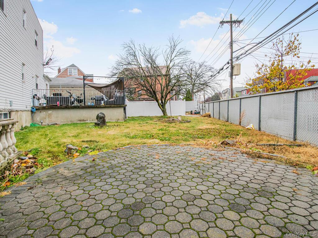 Single Family Mayflower  Bronx, NY 10461, MLS-879247-15