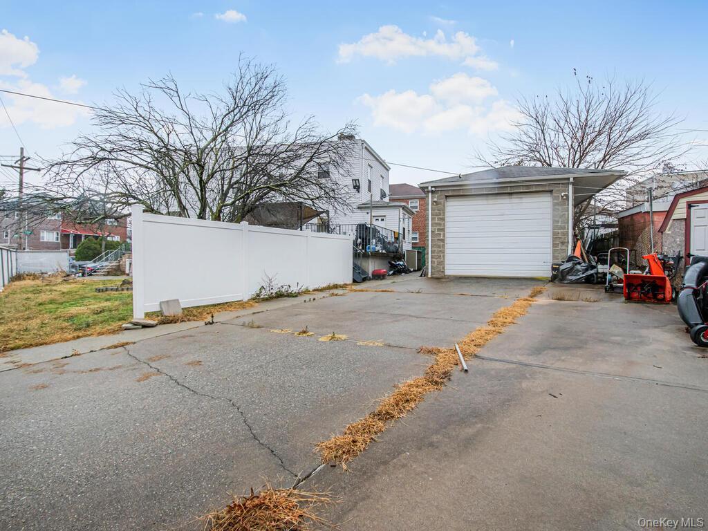 Single Family Mayflower  Bronx, NY 10461, MLS-879247-18