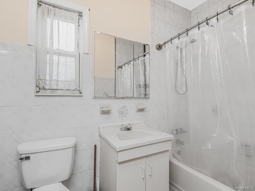 Single Family Mayflower  Bronx, NY 10461, MLS-879247-28