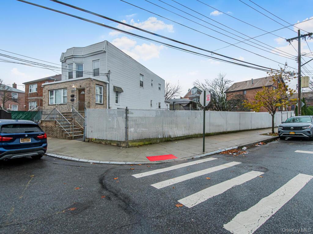 Single Family Mayflower  Bronx, NY 10461, MLS-879247-3