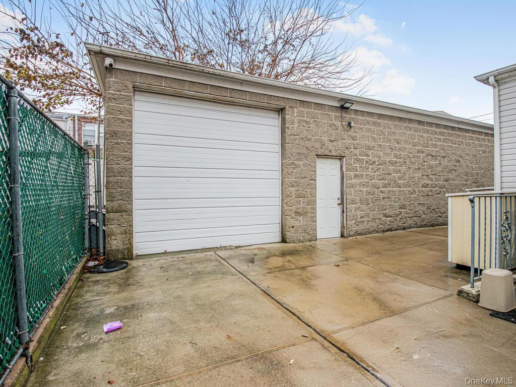 Single Family Mayflower  Bronx, NY 10461, MLS-879247-6