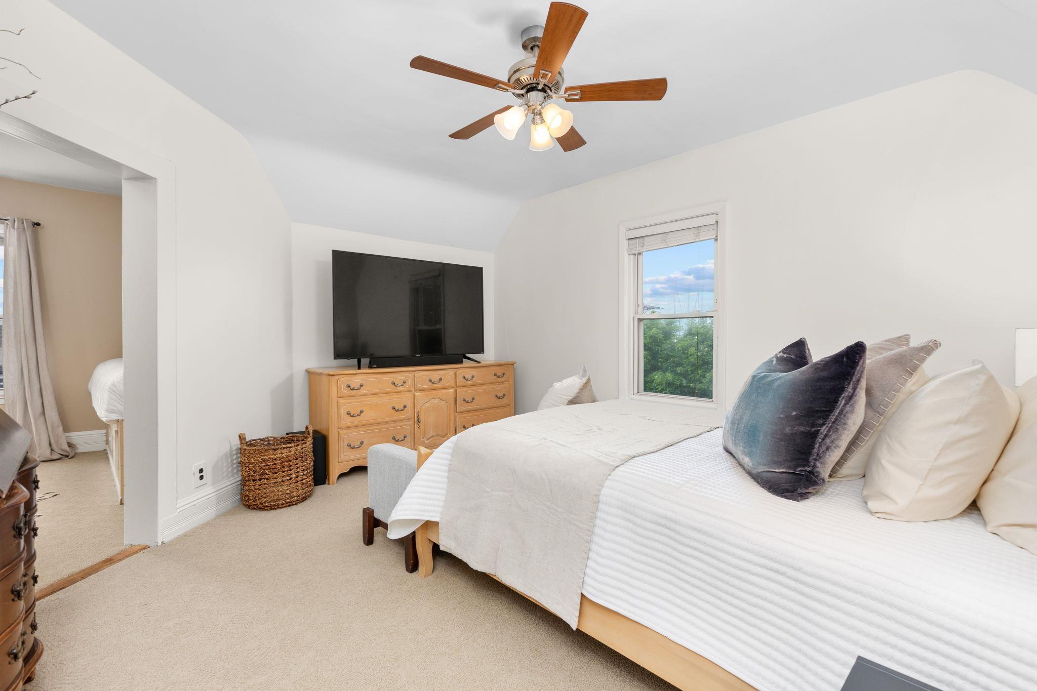 Single Family Rochelle  Bronx, NY 10464, MLS-879264-16