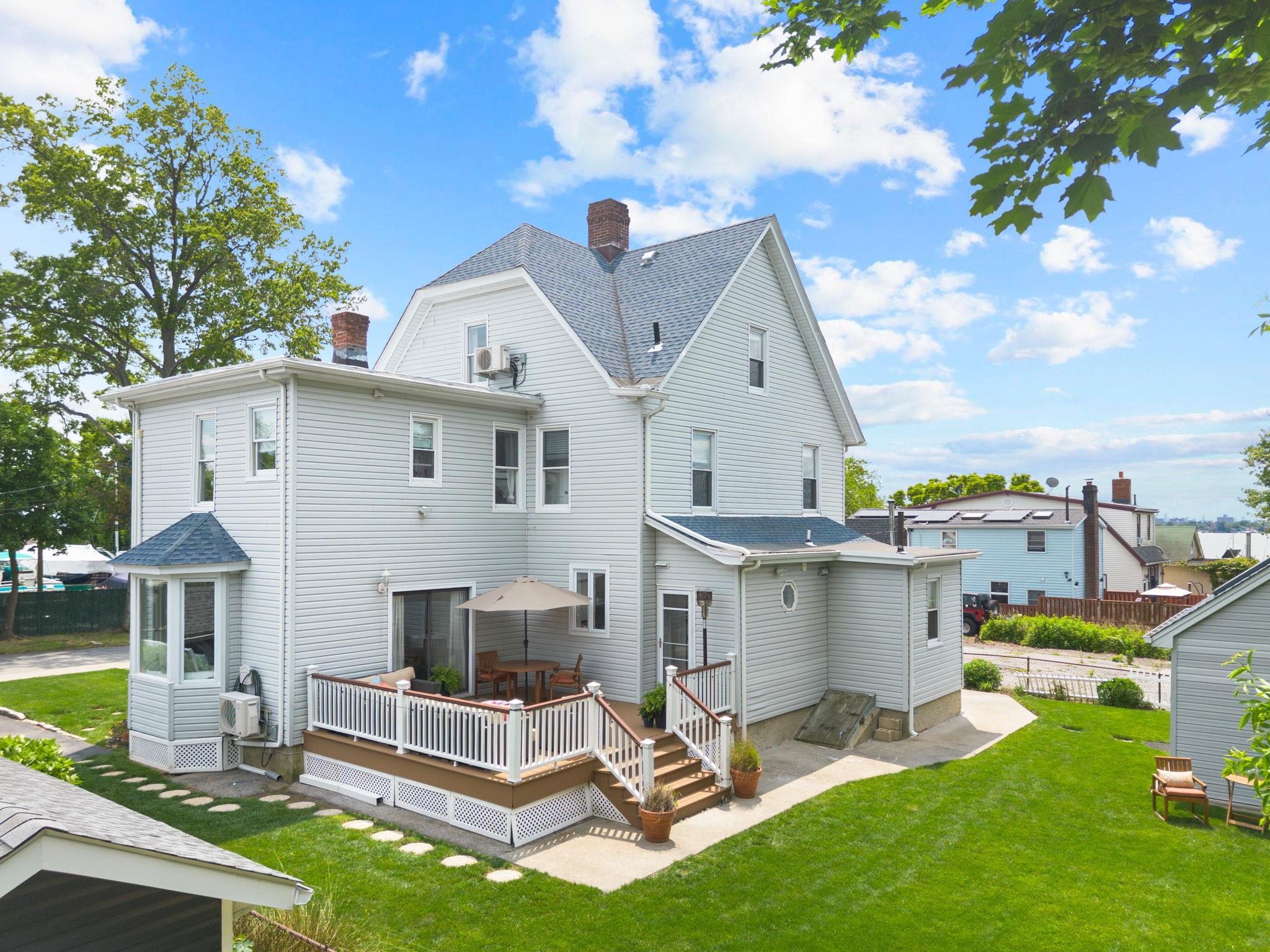 Single Family Rochelle  Bronx, NY 10464, MLS-879264-17