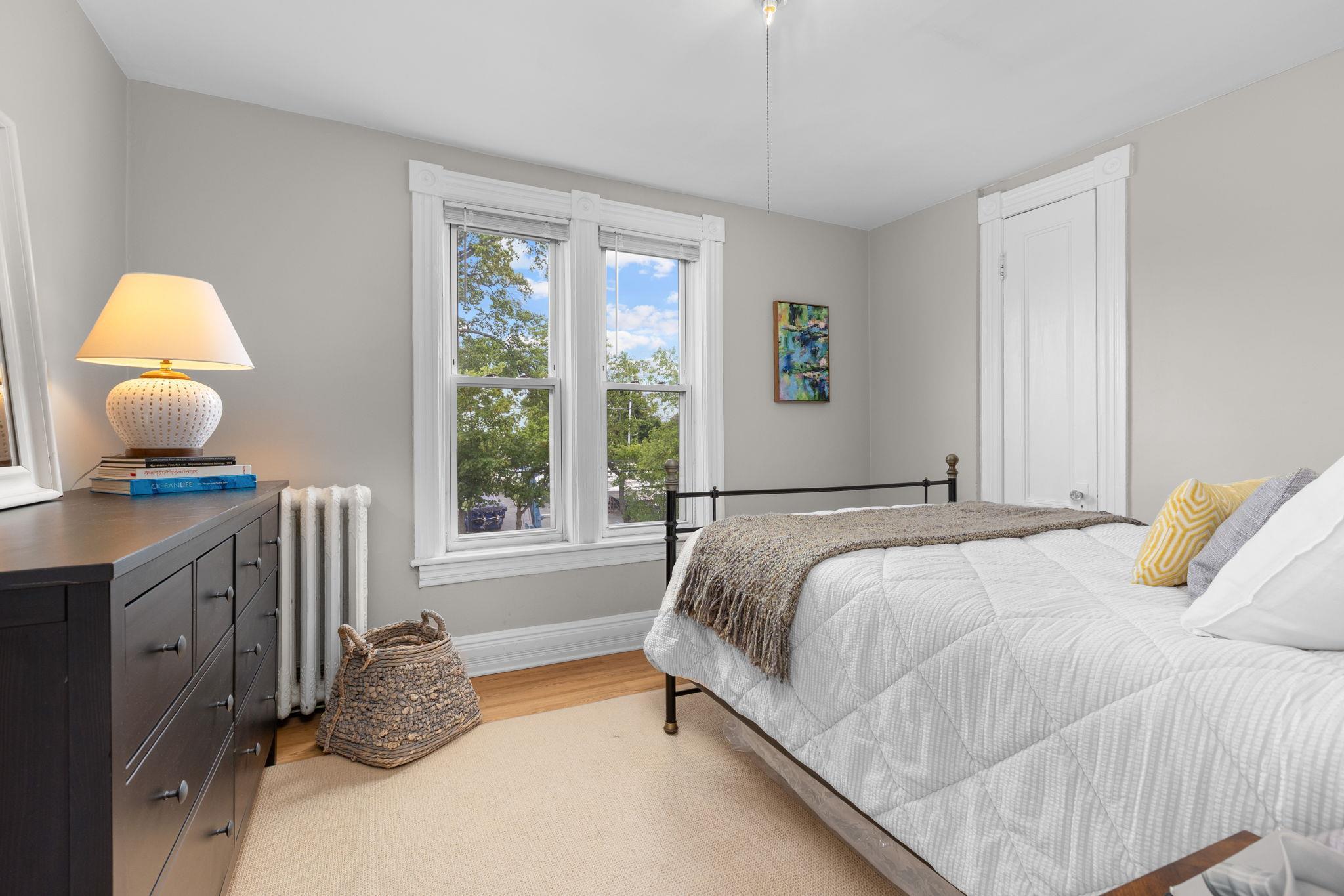 Single Family Rochelle  Bronx, NY 10464, MLS-879264-22