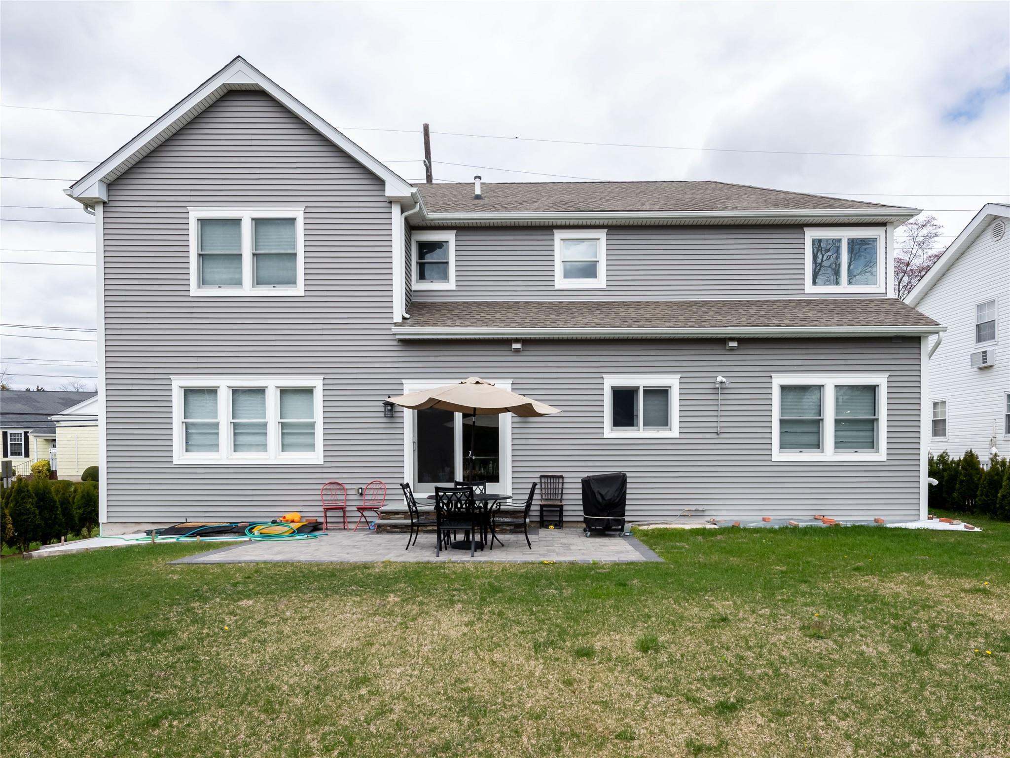 Single Family Glenwood  Nassau County, NY 11545, MLS-879273-25