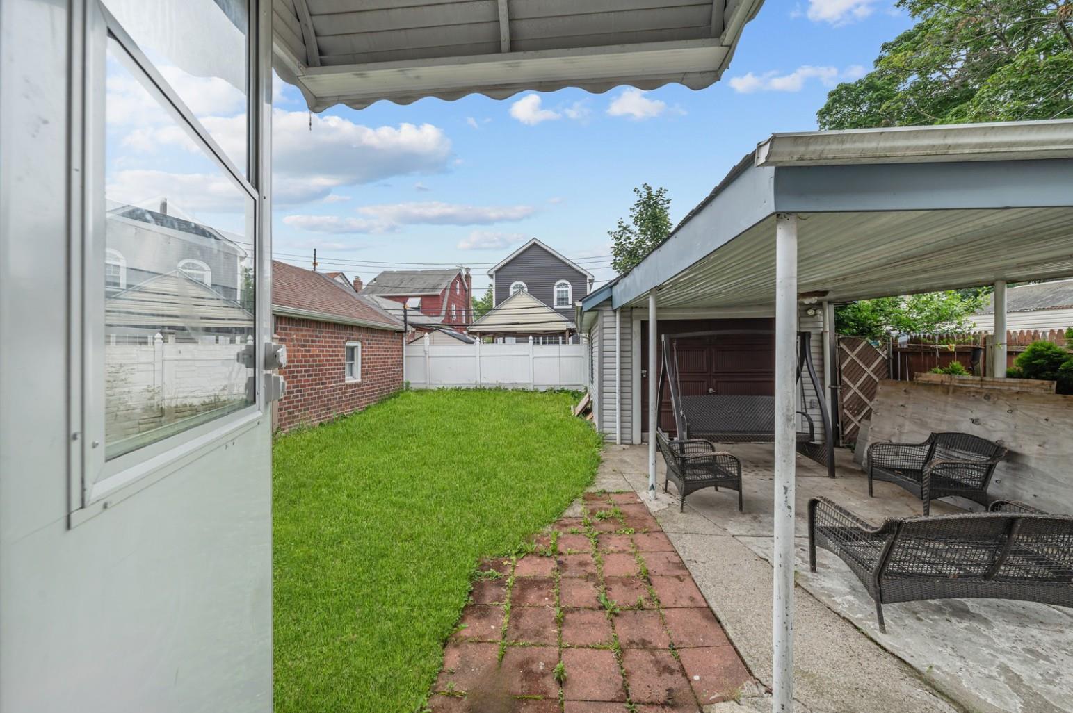Single Family 215th  Queens, NY 11428, MLS-879307-18