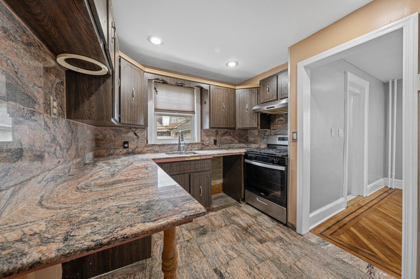 Single Family 215th  Queens, NY 11428, MLS-879307-9