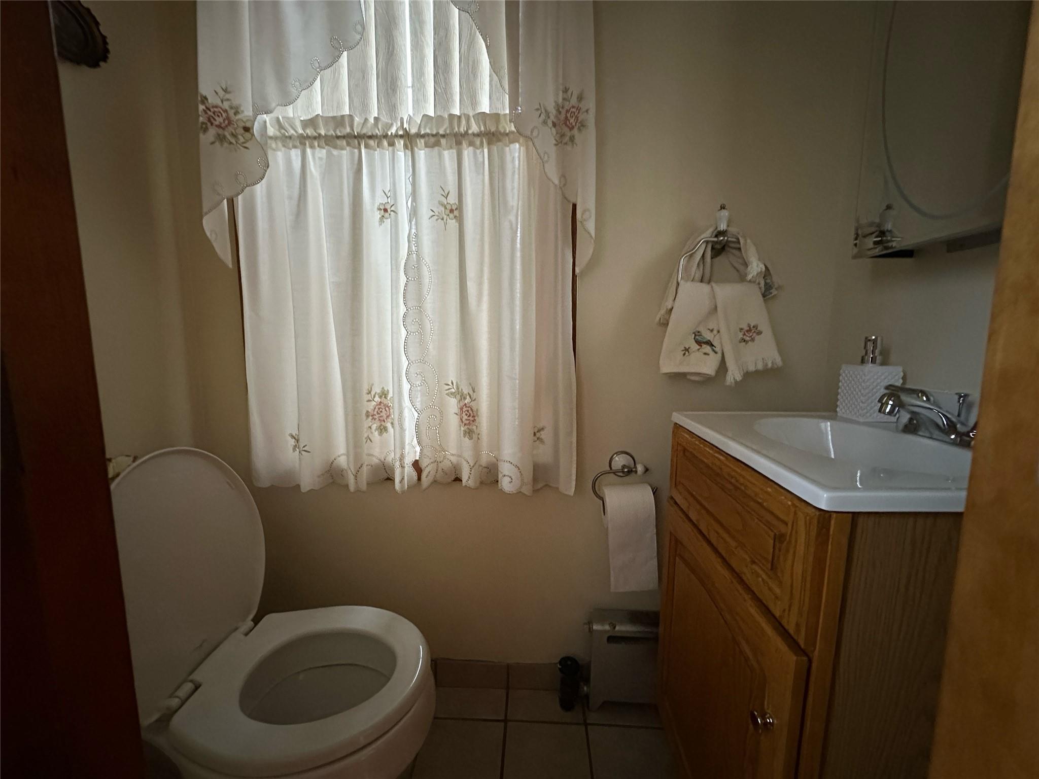 Single Family Eliot  Queens, NY 11379, MLS-879319-22
