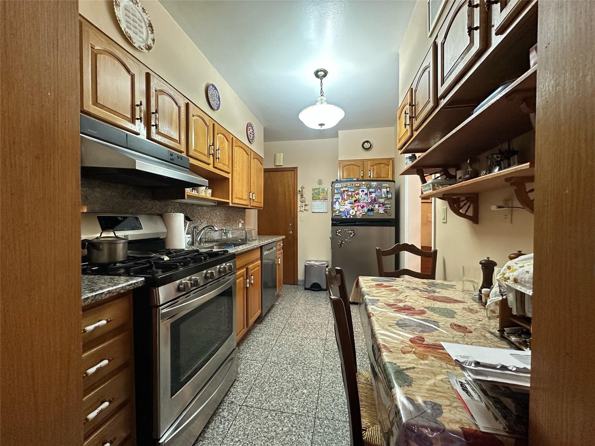 Single Family Eliot  Queens, NY 11379, MLS-879319-25