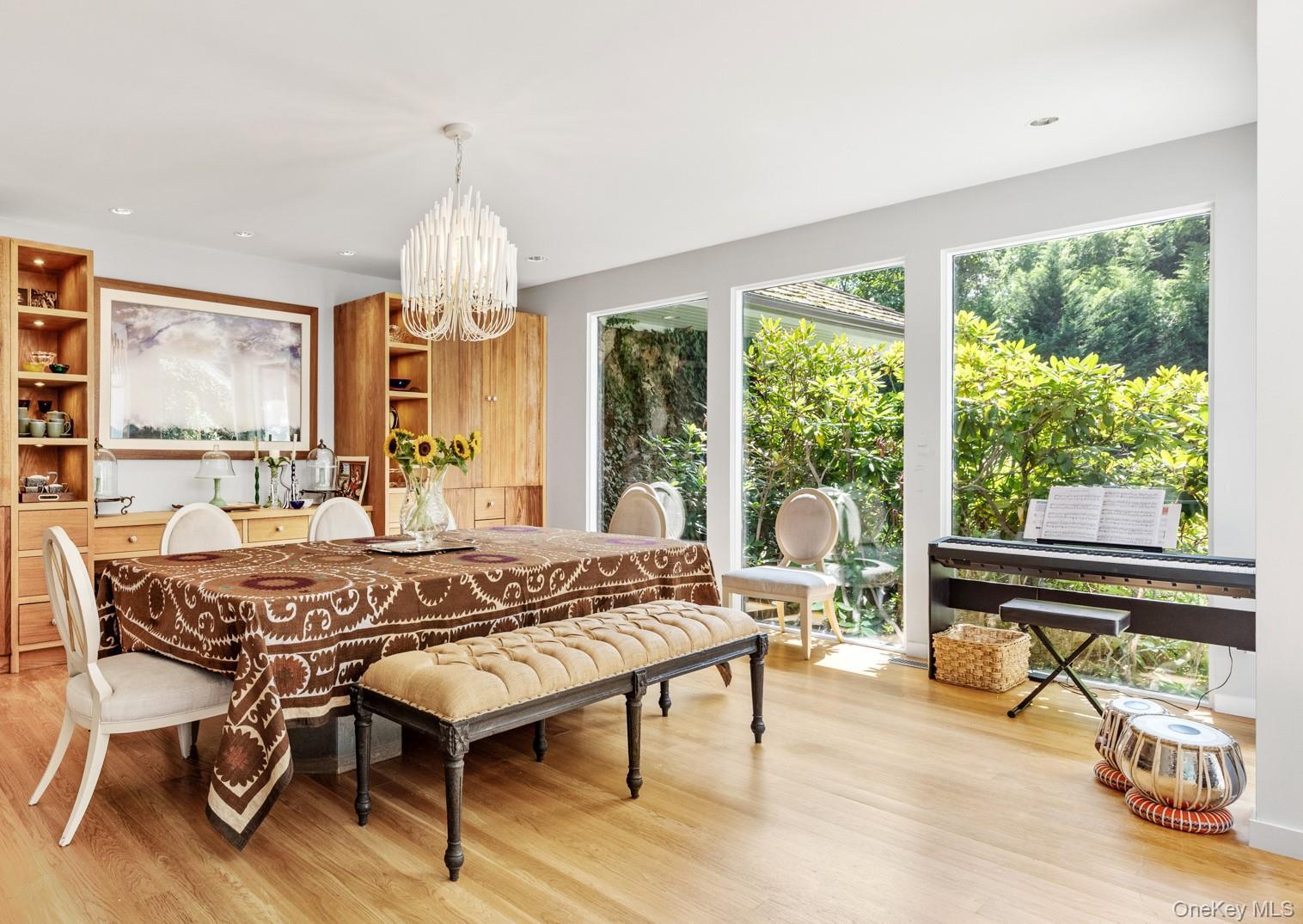 Single Family Mill Pond Nassau County, NY 11560, MLS-879323-10