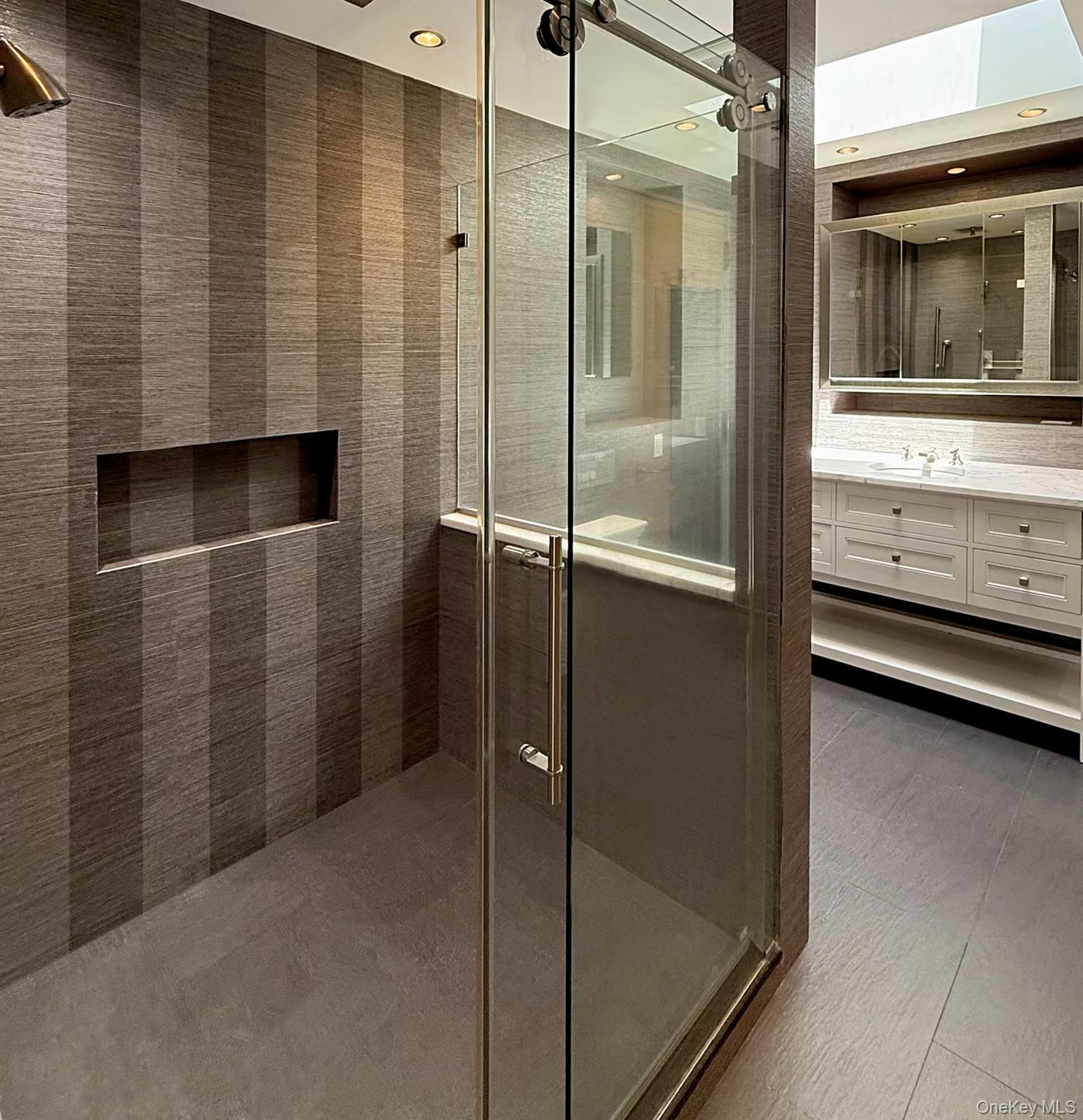 Single Family Mill Pond Nassau County, NY 11560, MLS-879323-20