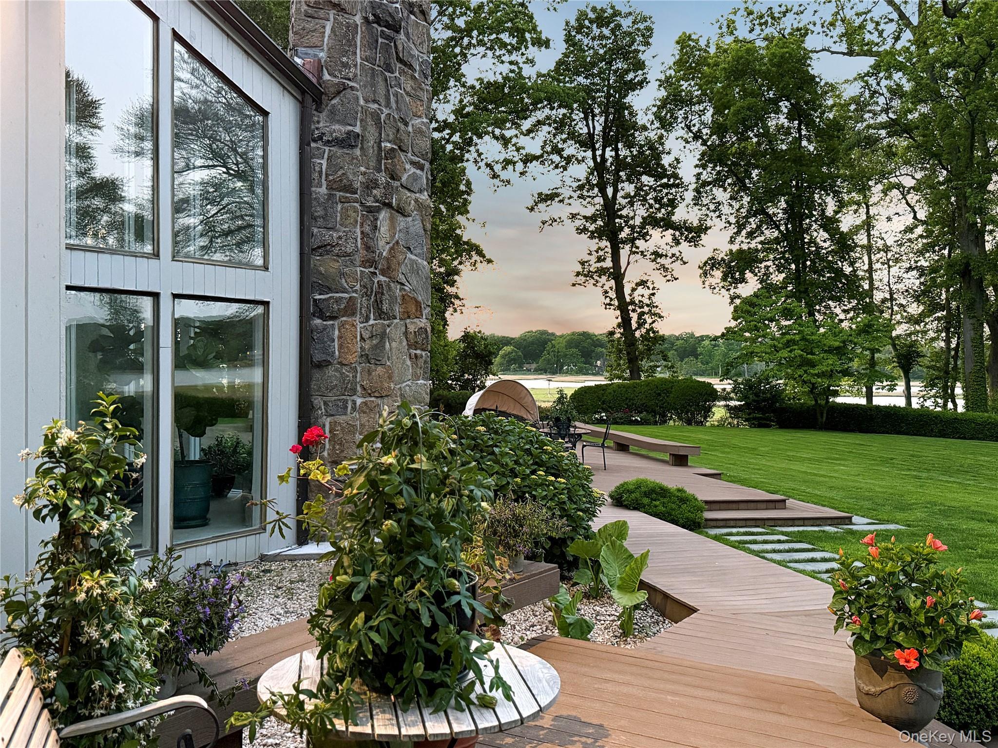 Single Family Mill Pond Nassau County, NY 11560, MLS-879323-29