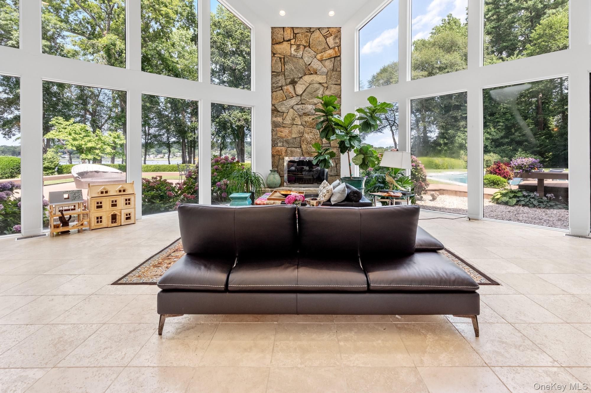 Single Family Mill Pond Nassau County, NY 11560, MLS-879323-6