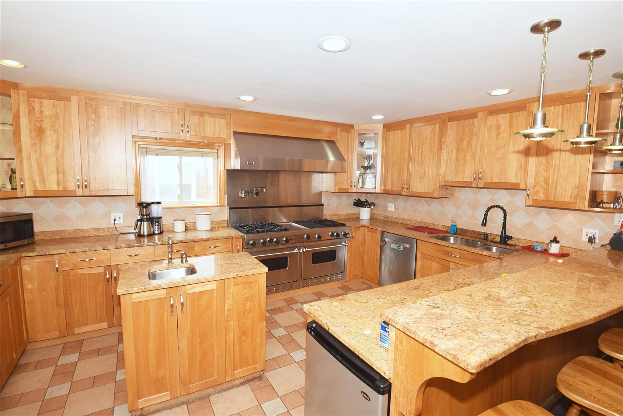 Single Family 164th  Queens, NY 11358, MLS-879332-8