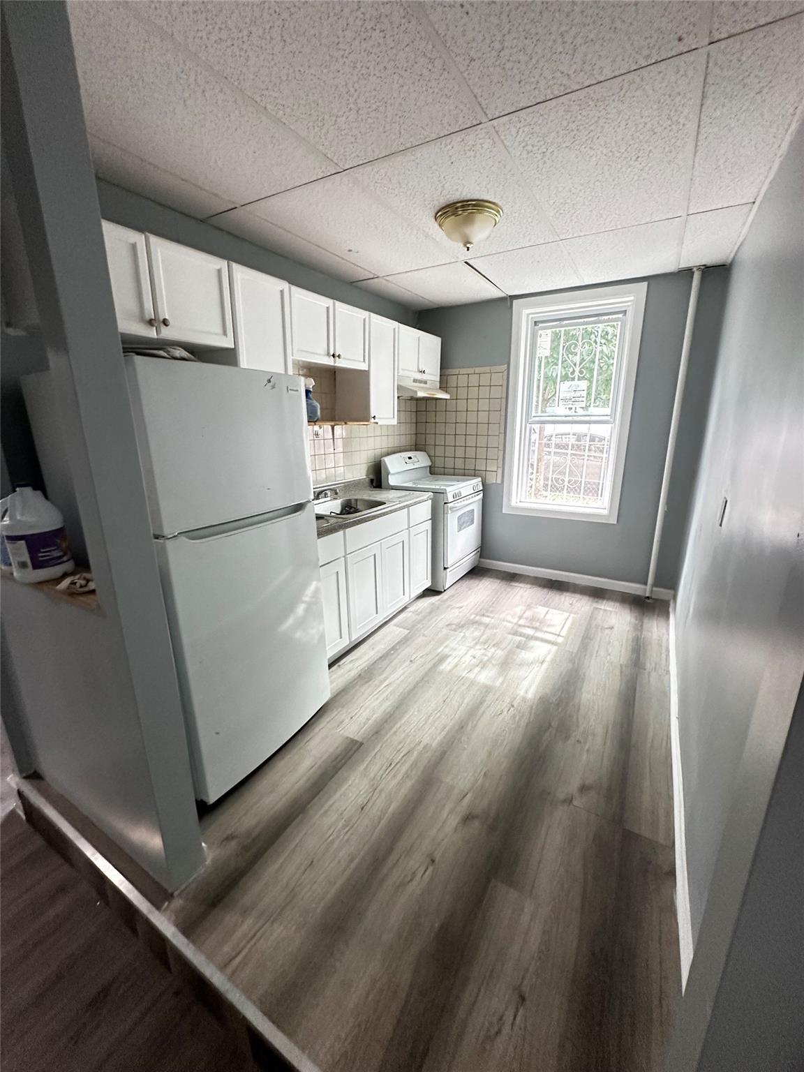 Single Family East 172nd  Bronx, NY 10472, MLS-879336-5