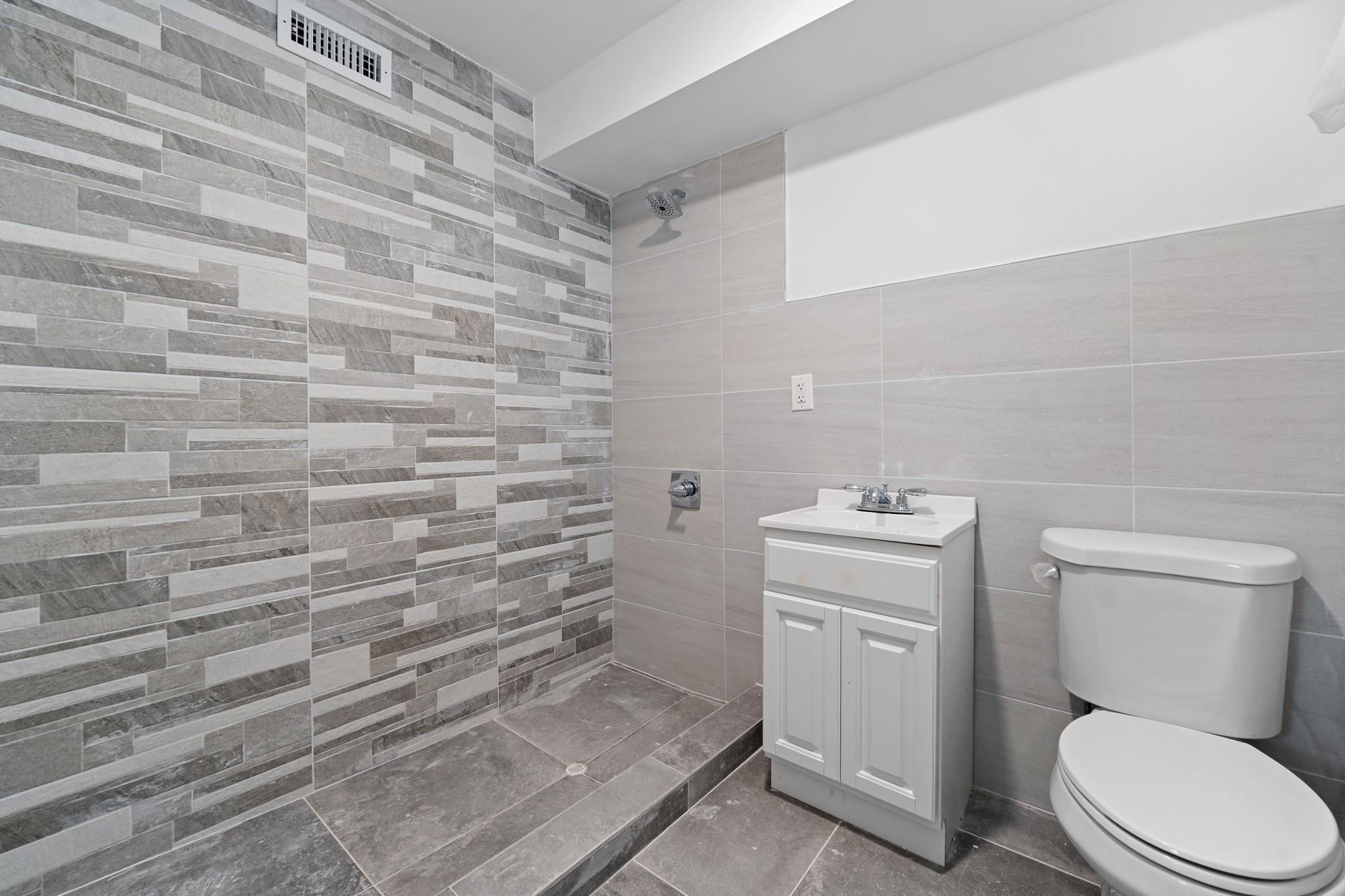 Single Family 125 Ave  Queens, NY 11434, MLS-879340-16