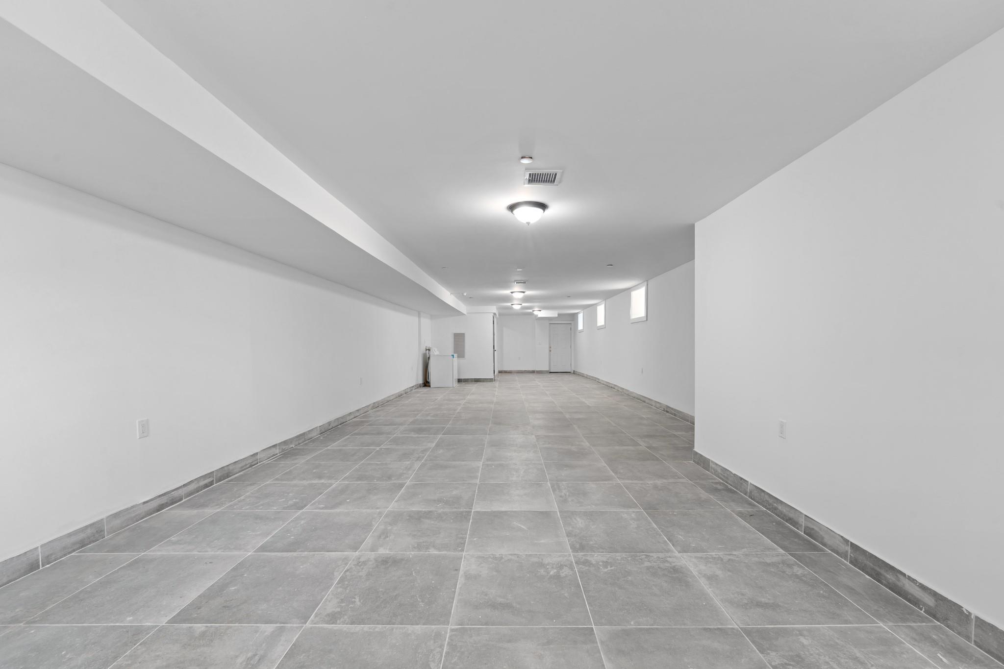 Single Family 125 Ave  Queens, NY 11434, MLS-879340-18