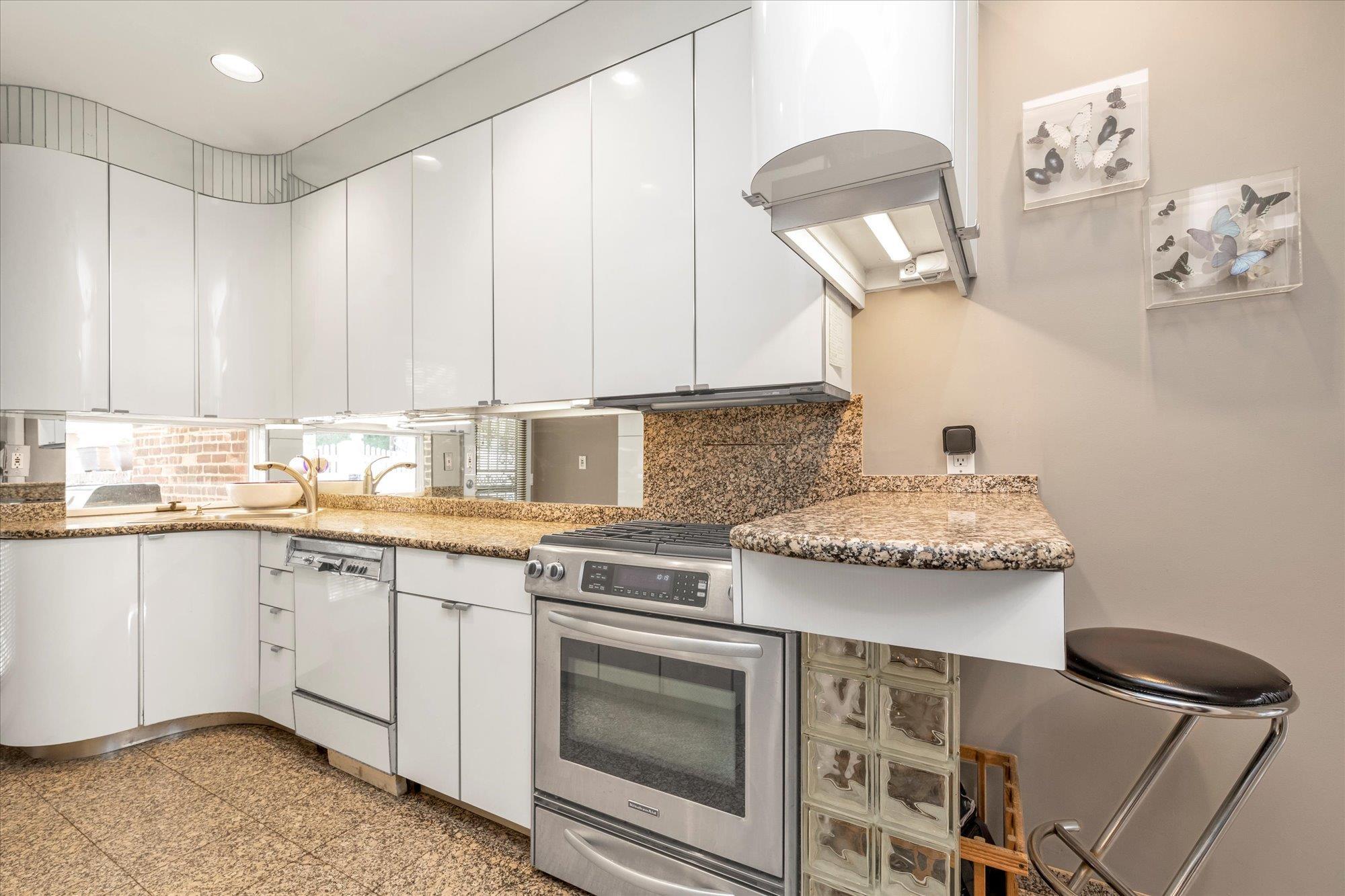 Single Family 167th  Queens, NY 11358, MLS-879342-7