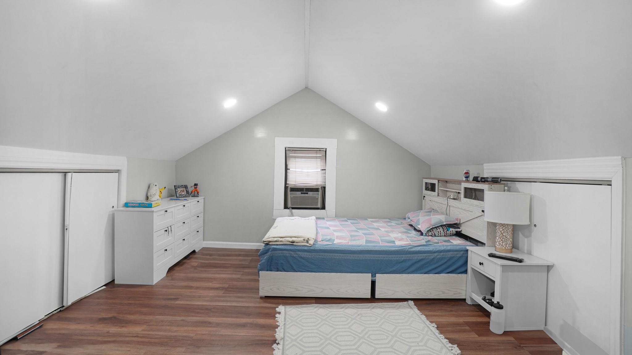 Single Family Ely  Bronx, NY 10466, MLS-879351-16