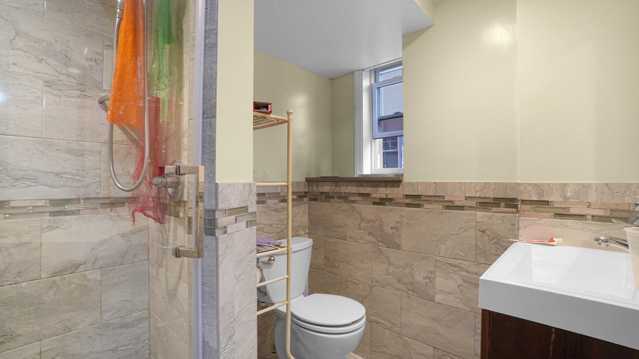 Single Family Ely  Bronx, NY 10466, MLS-879351-23