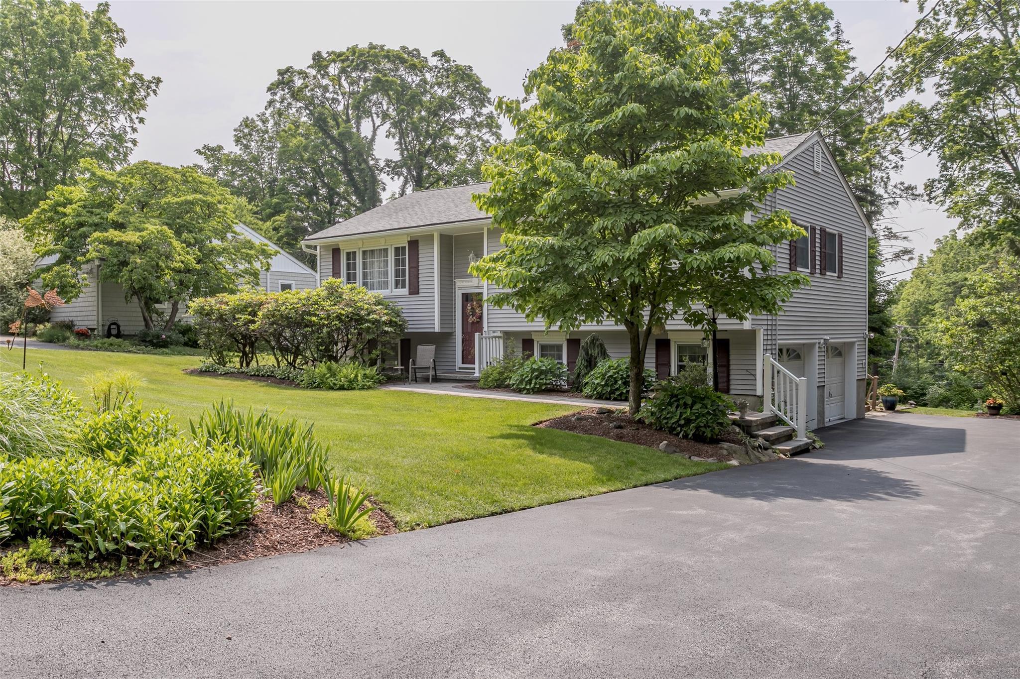 Single Family Valley View  Orange County, NY 10990, MLS-879352-2