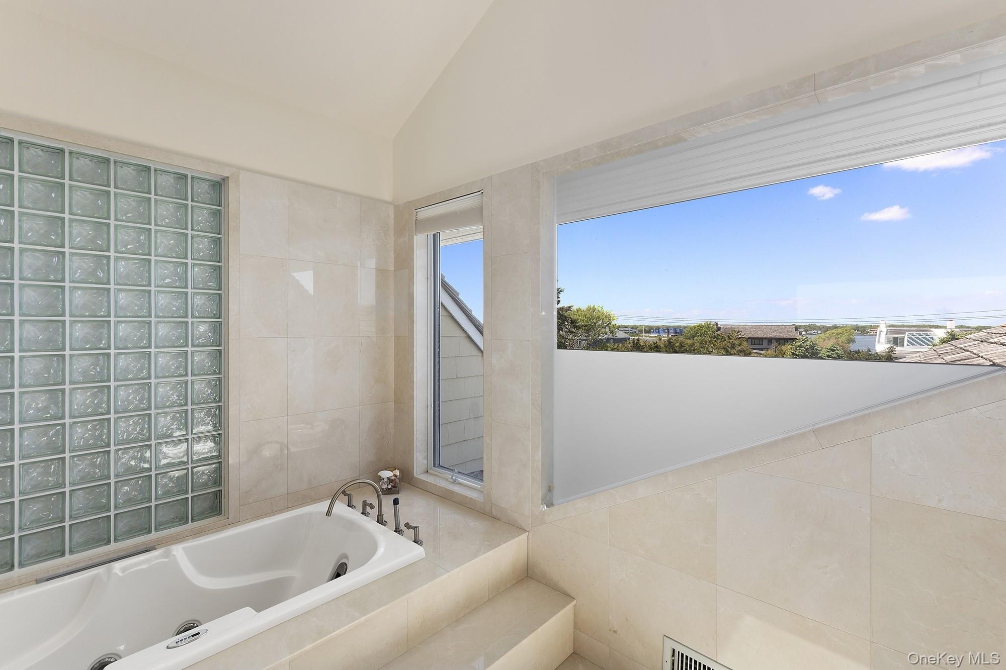 Single Family Dune Suffolk County, NY 11978, MLS-879357-10